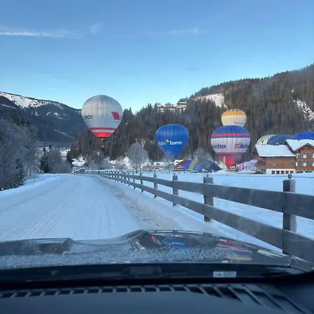 Luxury * فيلزموس